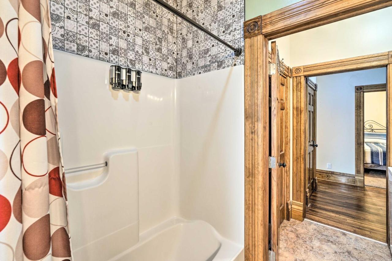 Historic Dubuque Gem Less Than 1 Mi To Downtown! Luaran gambar